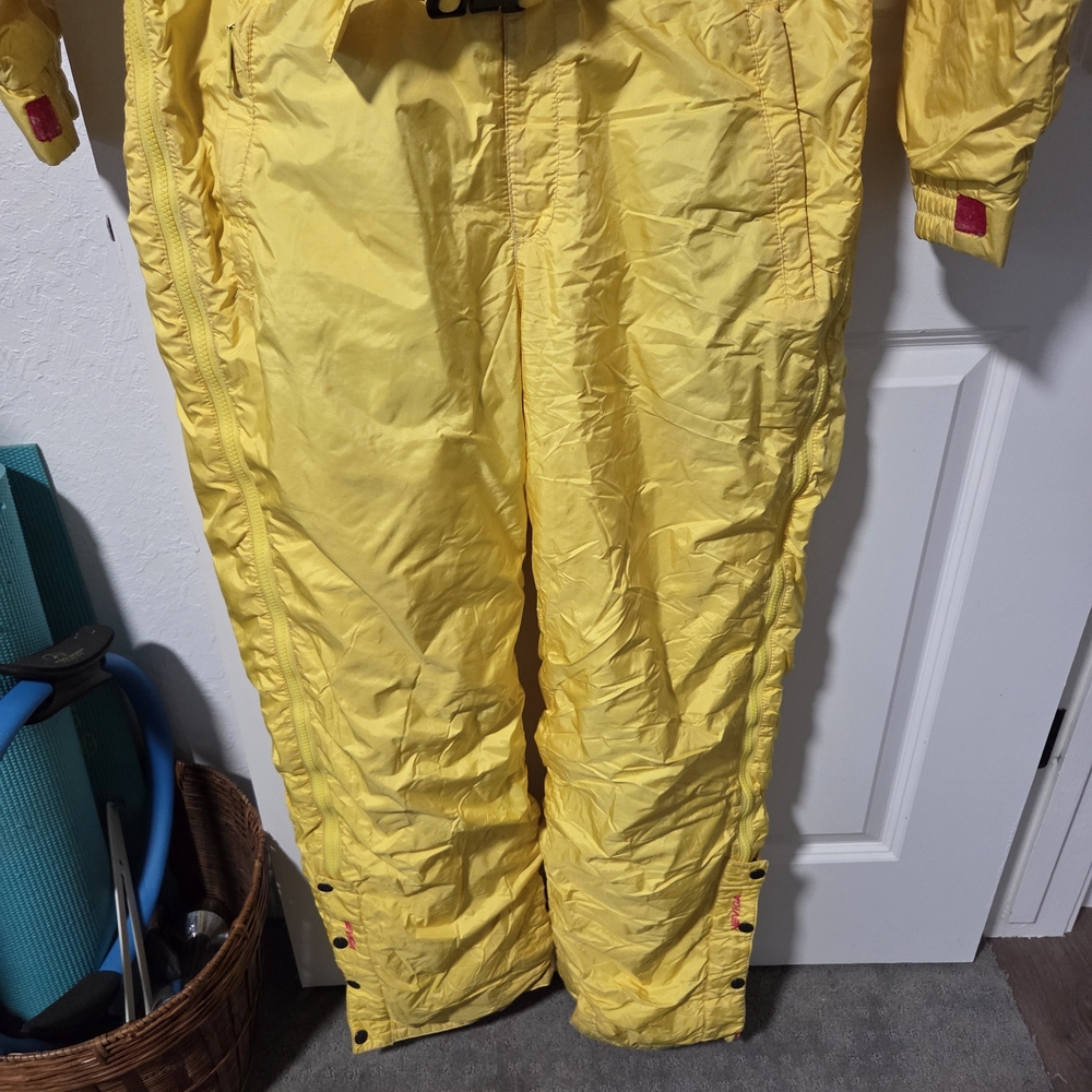 Colorful Ski Suit - Picture 3 of 11